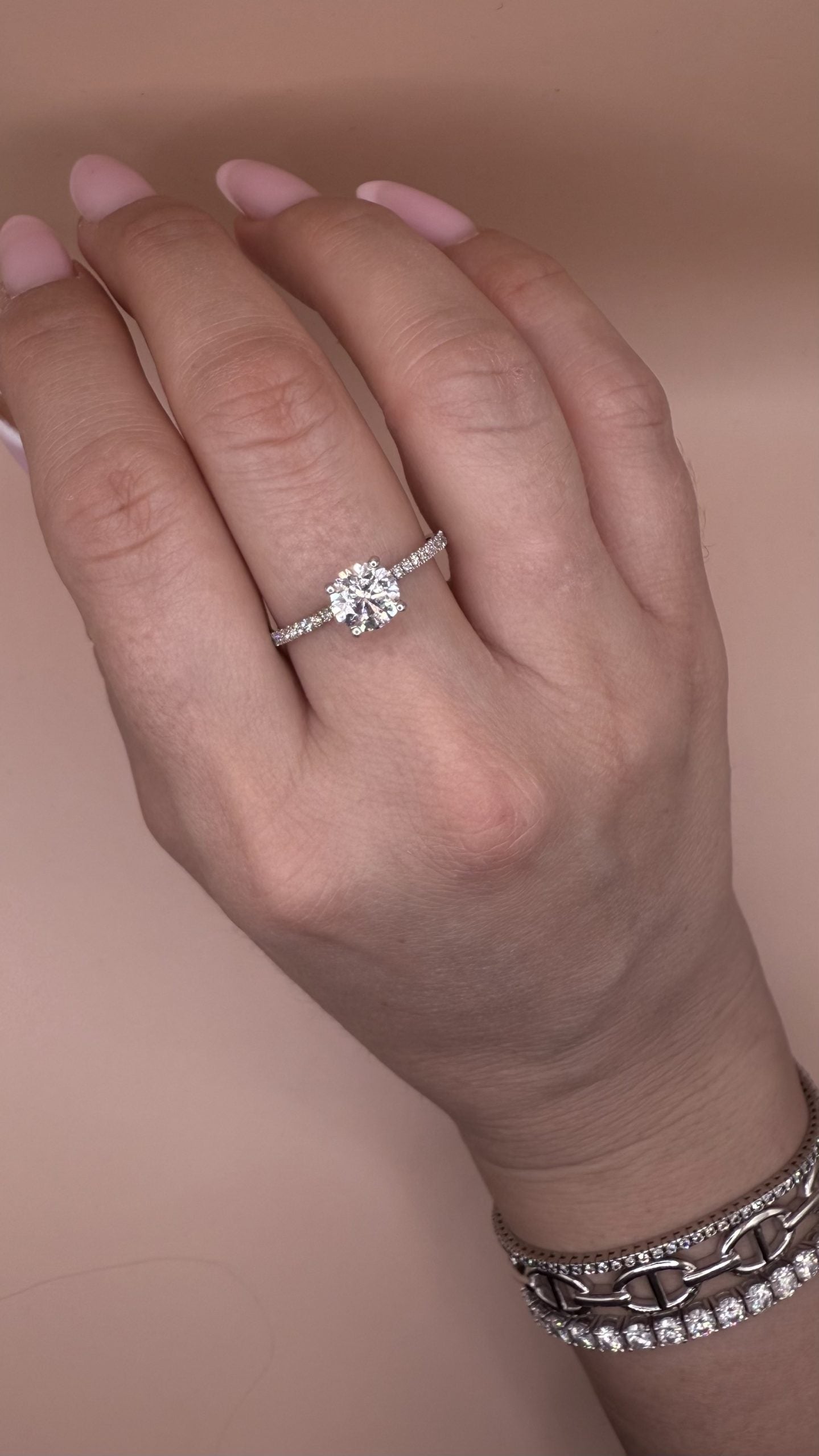 Ring 04